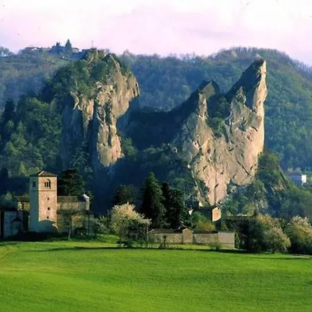 Il Cortile Di Rocca *