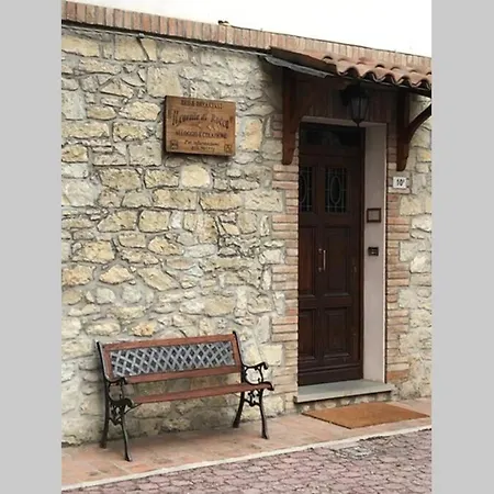 Il Cortile Di Rocca Guiglia